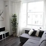 Fantastic 1Bd Flat In The Centre